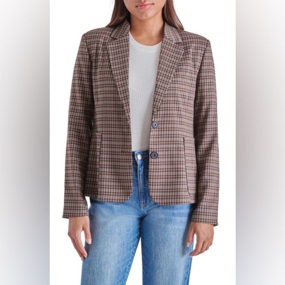 Steve Madden Talk Show Host Blazer in Mocha